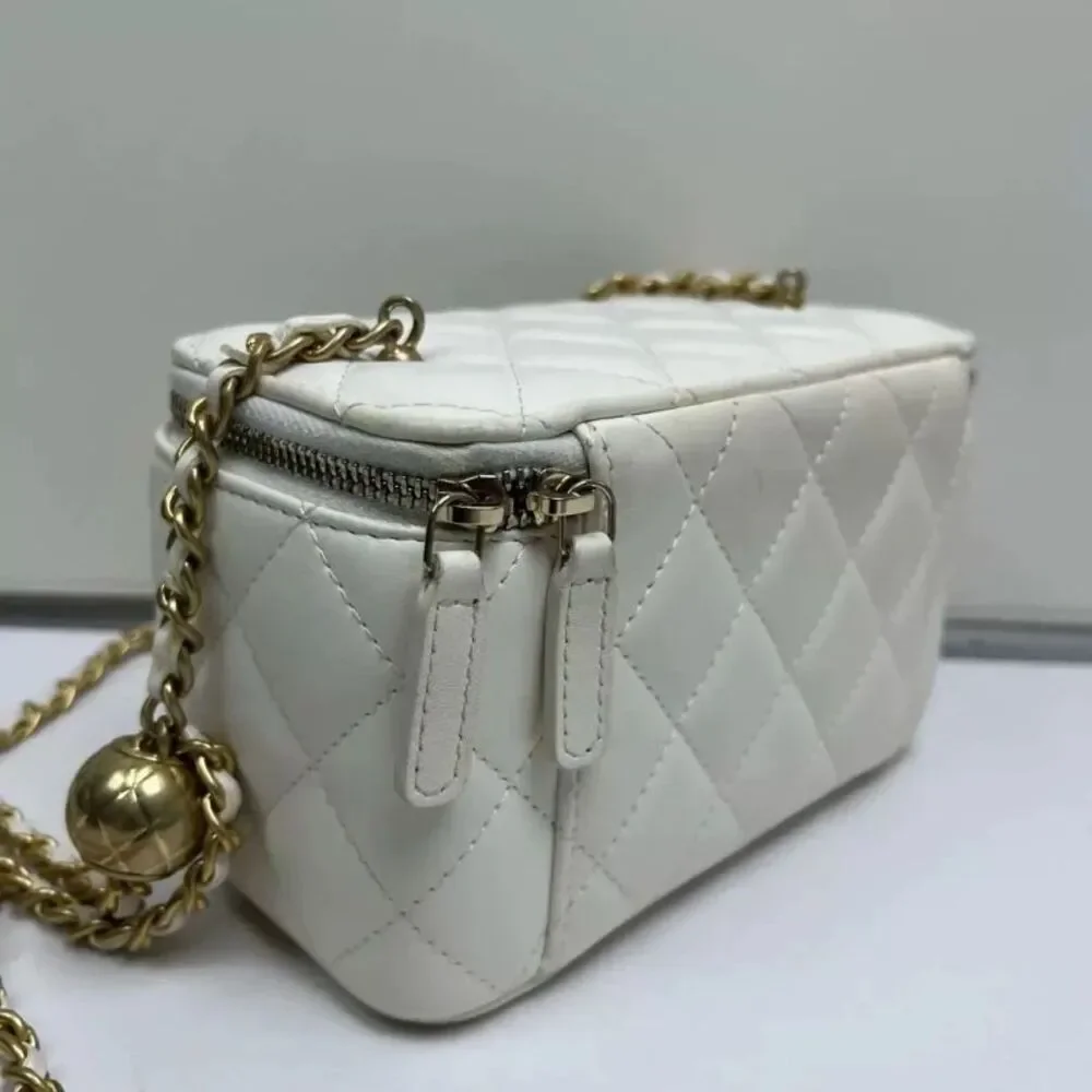Chanel Women Pre-Loved Bag Very Good Condition